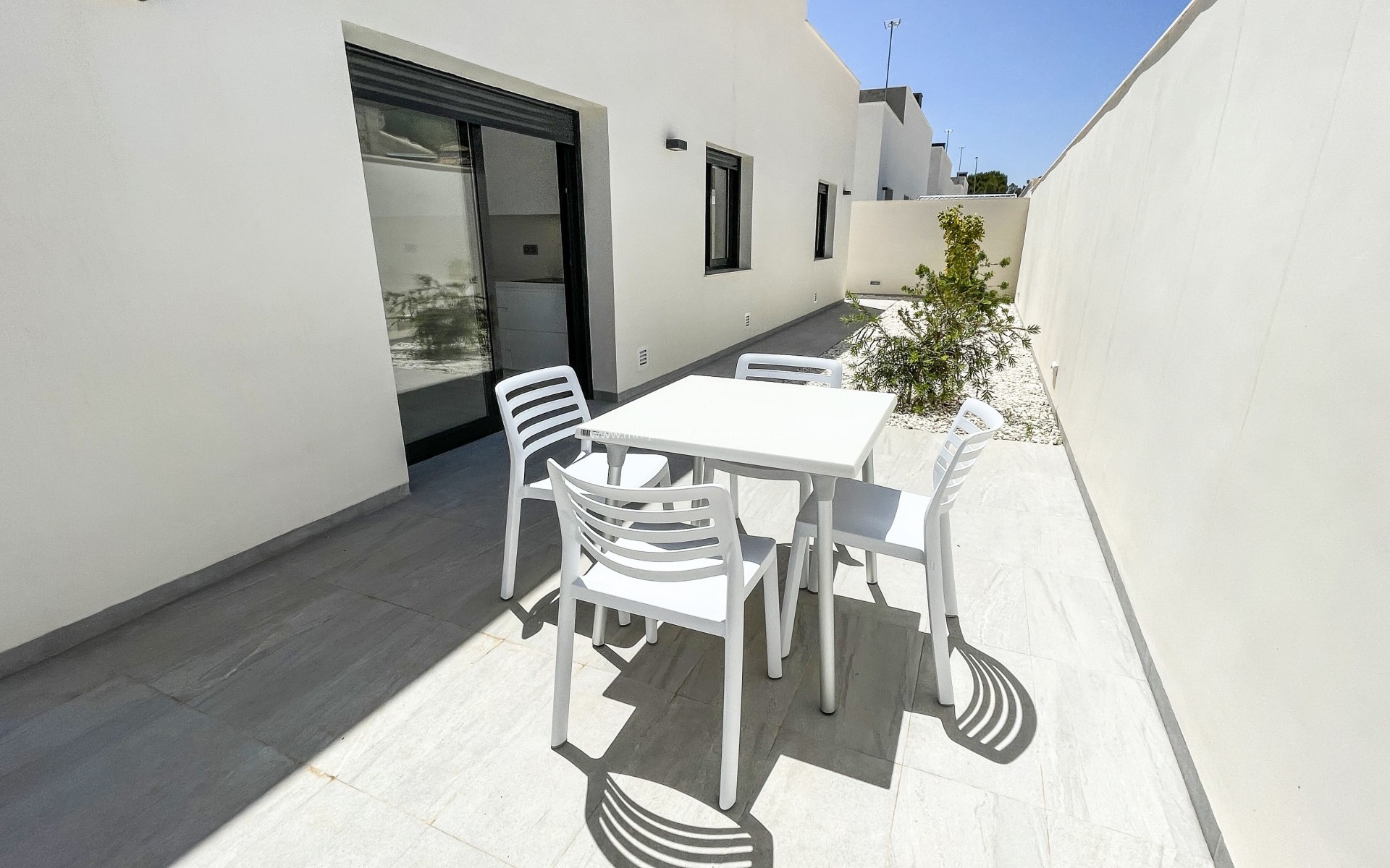 Neubau - detached - Pinar de Campoverde