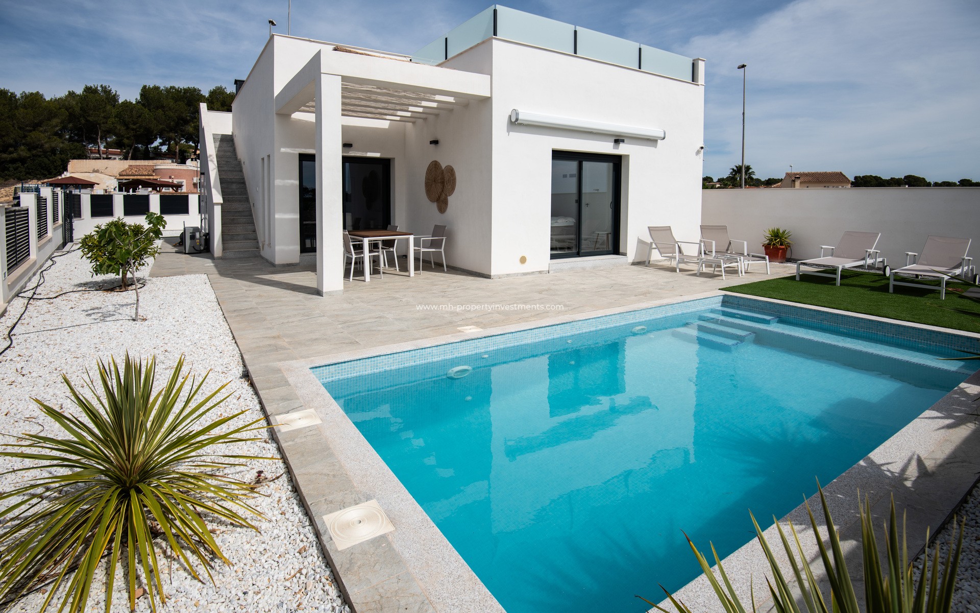 Neubau - detached - Pinar de Campoverde