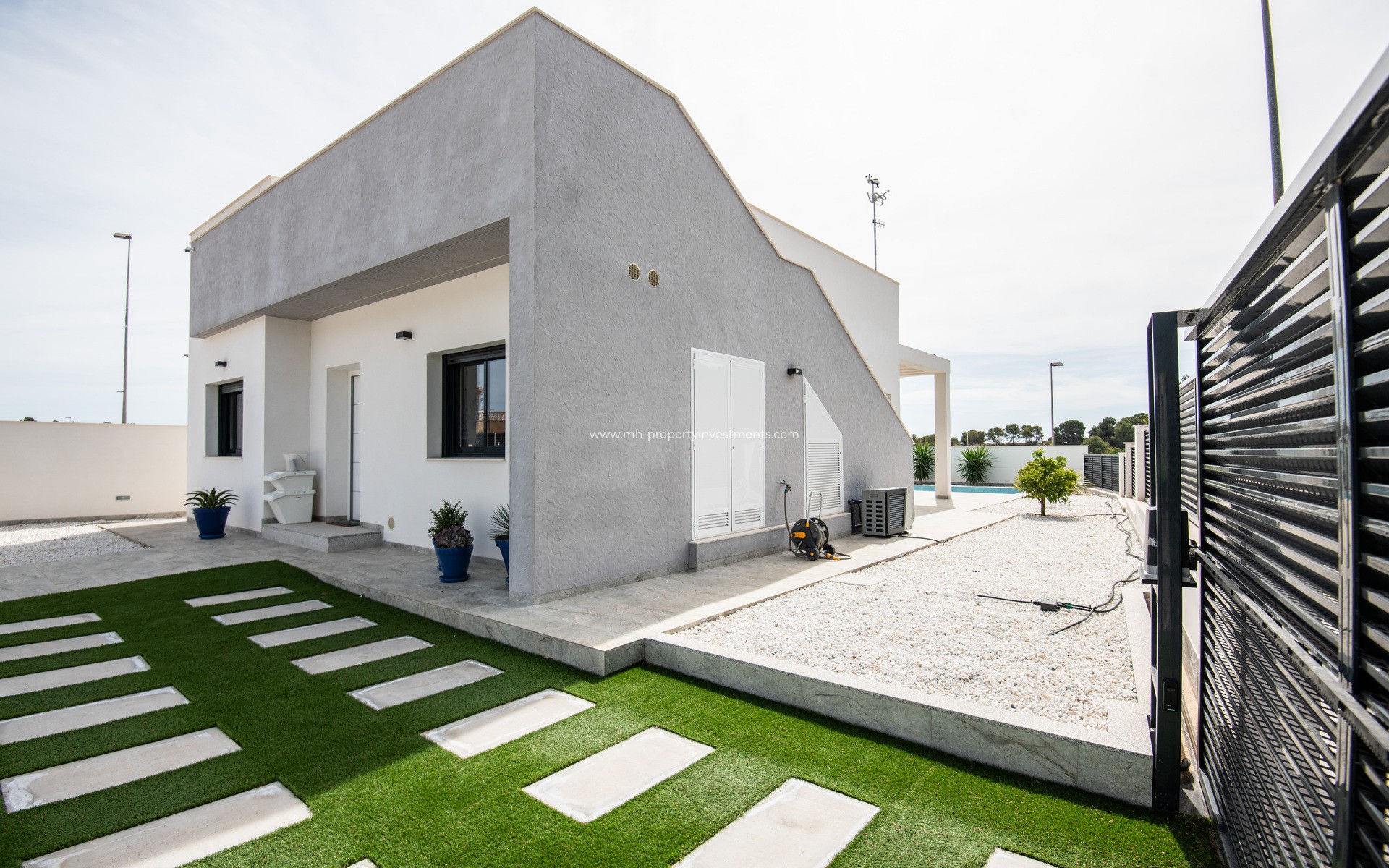 Neubau - detached - Pinar de Campoverde