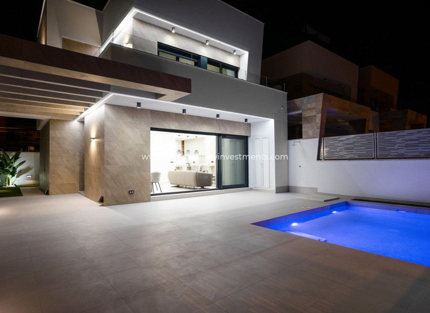 Neubau - detached - San Miguel de Salinas