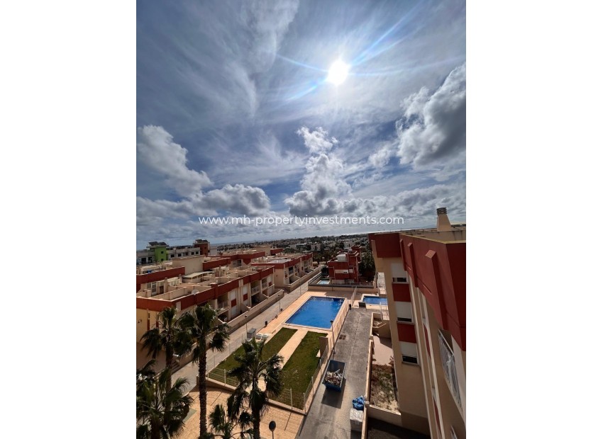 Neubau - penthouse - Orihuela Costa - 