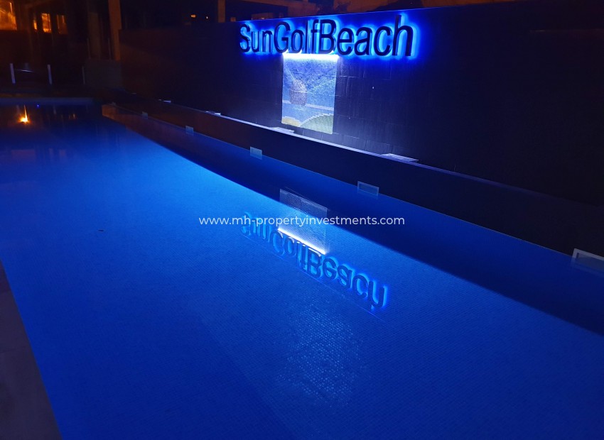 Neubau - penthouse - Res. Las Filipinas