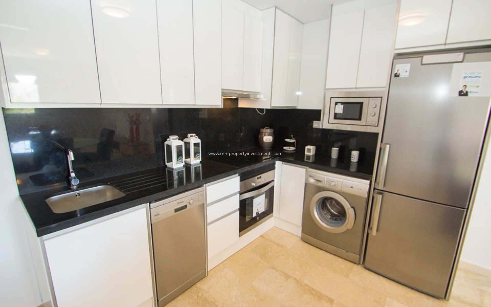 Neubau - penthouse - Res. Las Filipinas