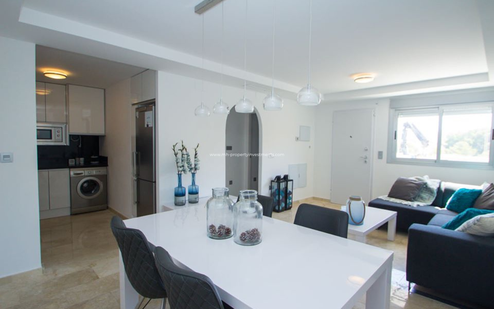 Neubau - penthouse - Res. Las Filipinas