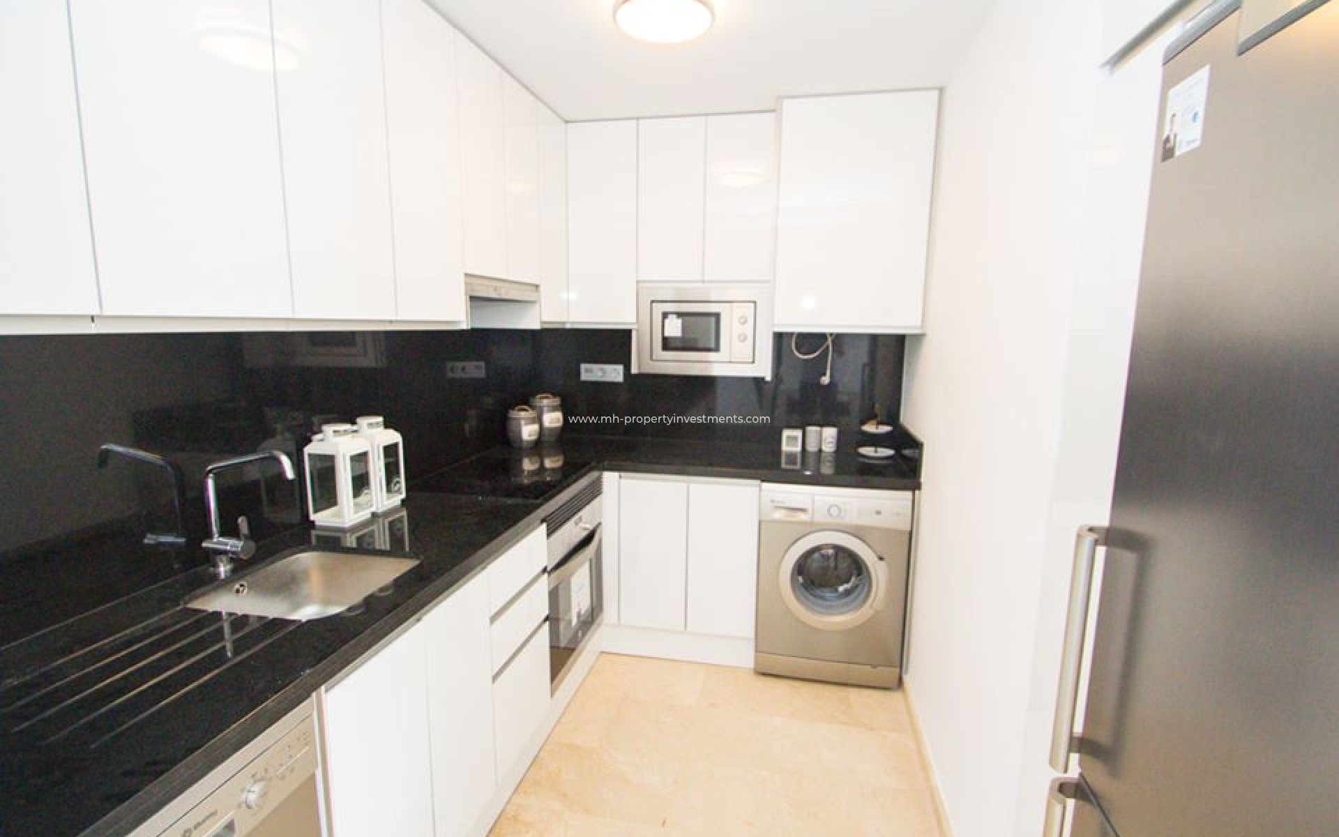 Neubau - penthouse - Res. Las Filipinas