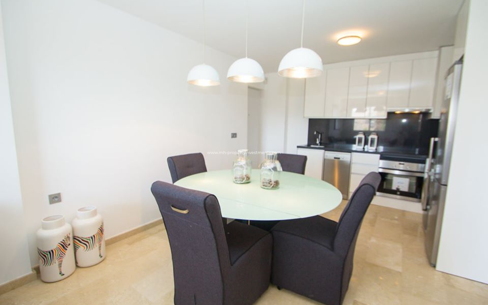 Neubau - penthouse - Res. Las Filipinas