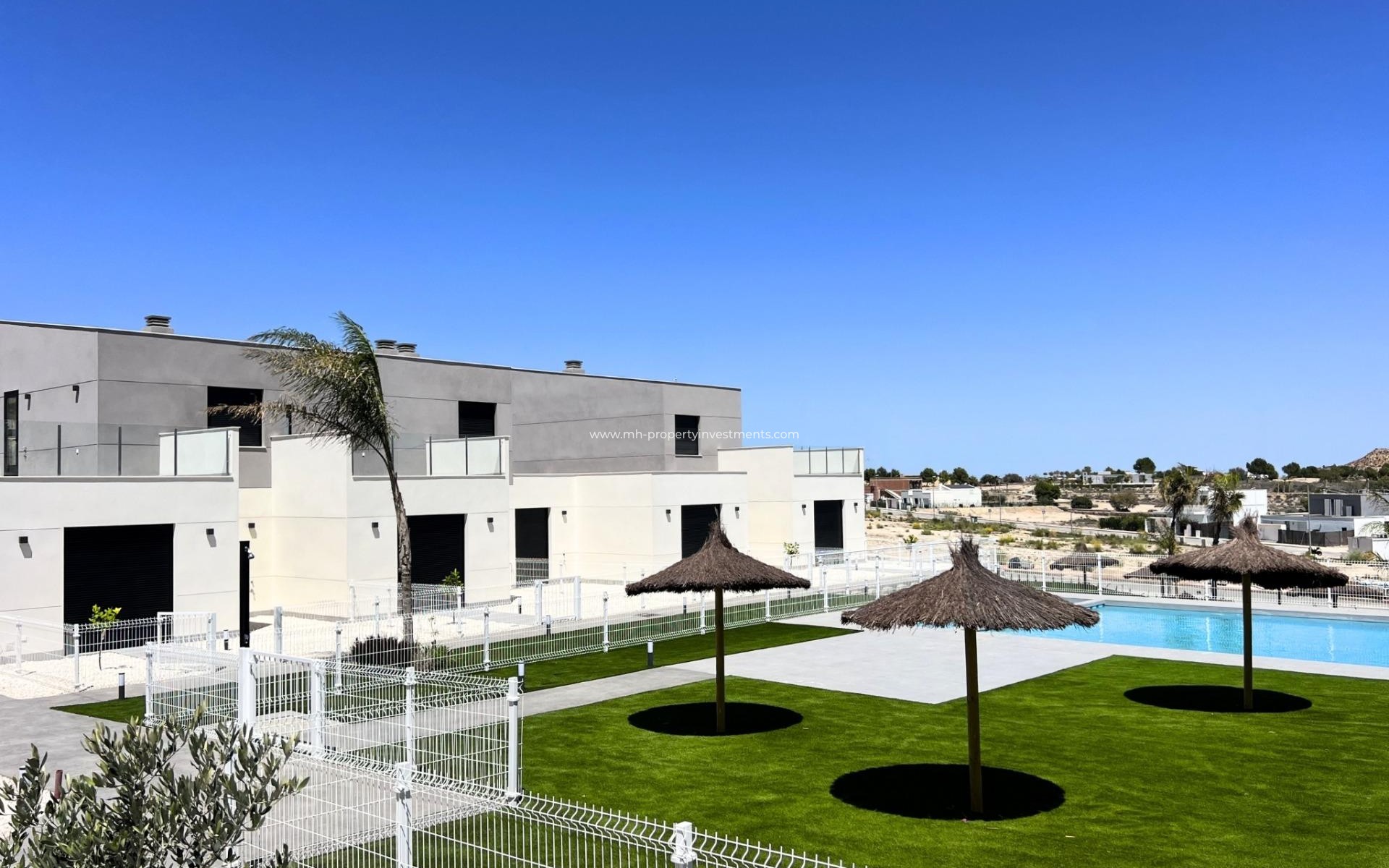 Neubau - Town House - Banos y Mendigo - Altaona Golf