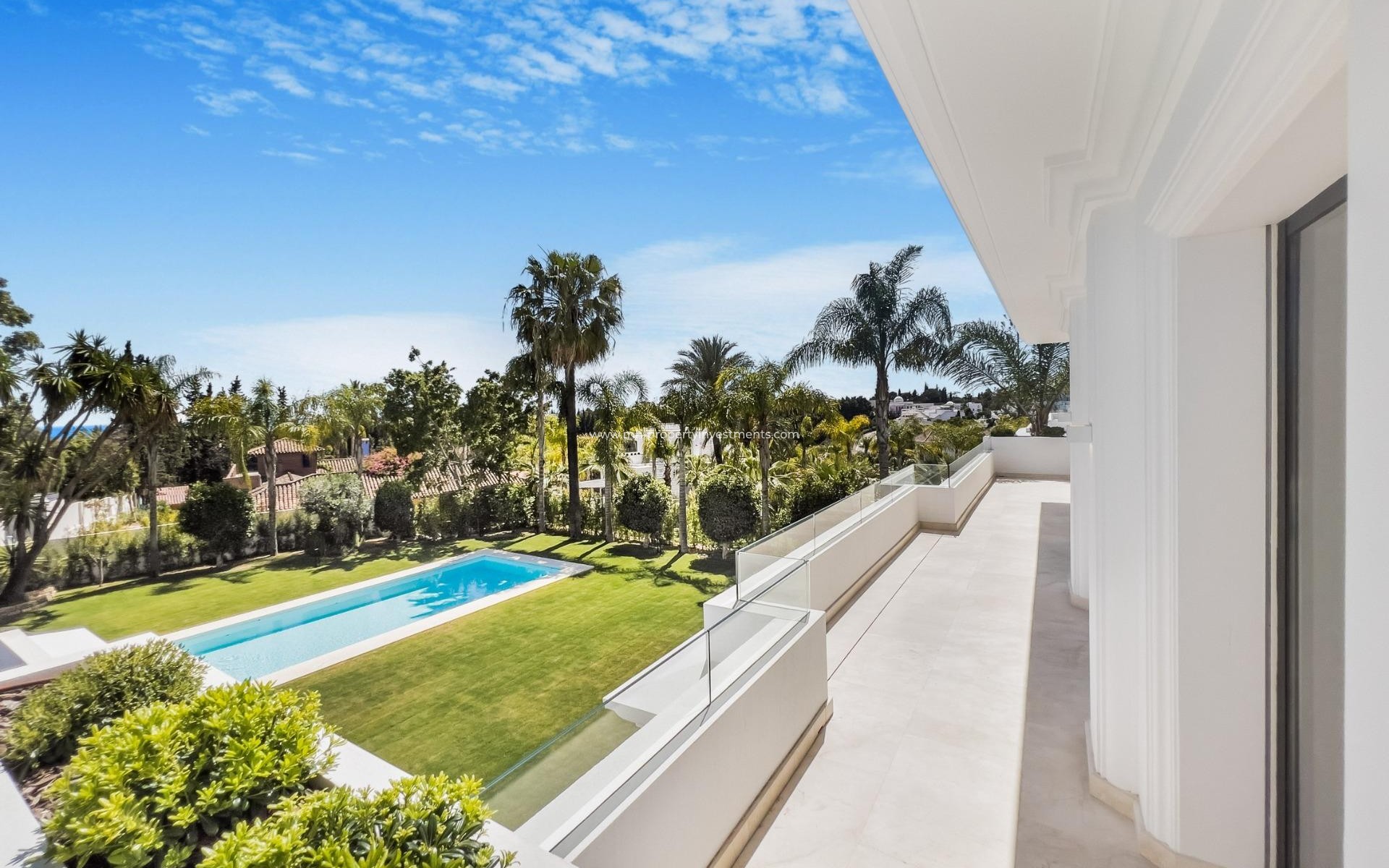 Neubau - Villa - Marbella - Lomas De Marbella Club