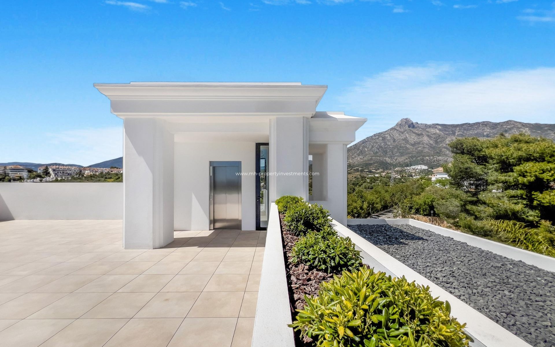 Neubau - Villa - Marbella - Lomas De Marbella Club