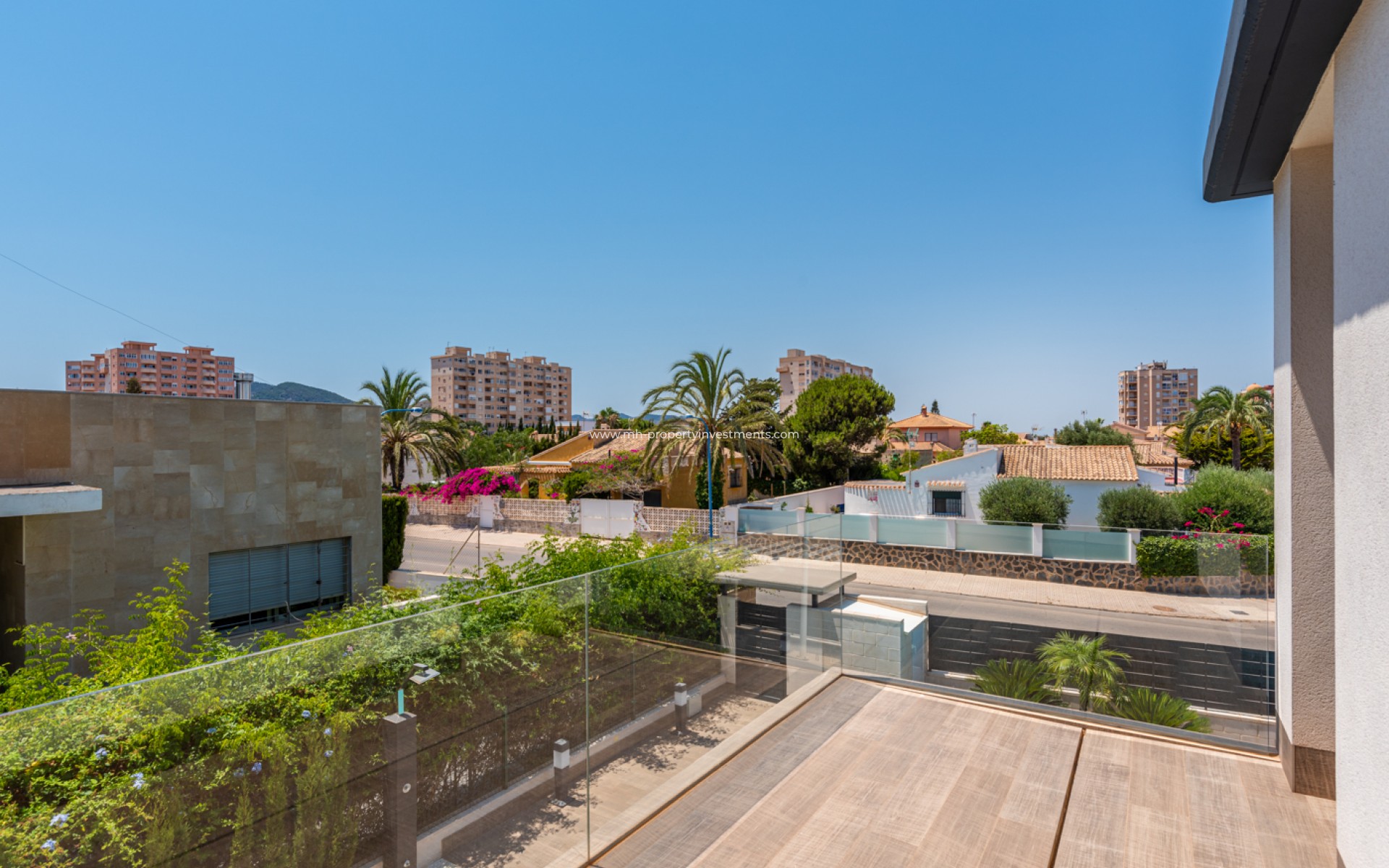 New Build - detached - Playa Paraiso