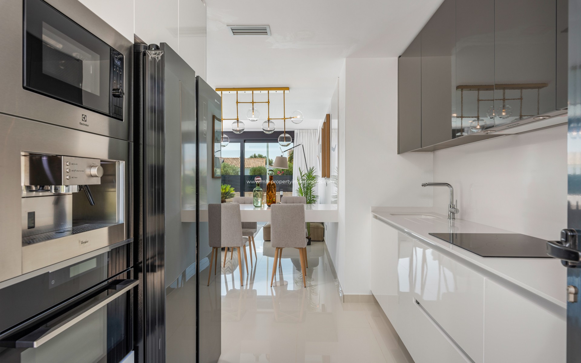New Build - detached - Playa Paraiso