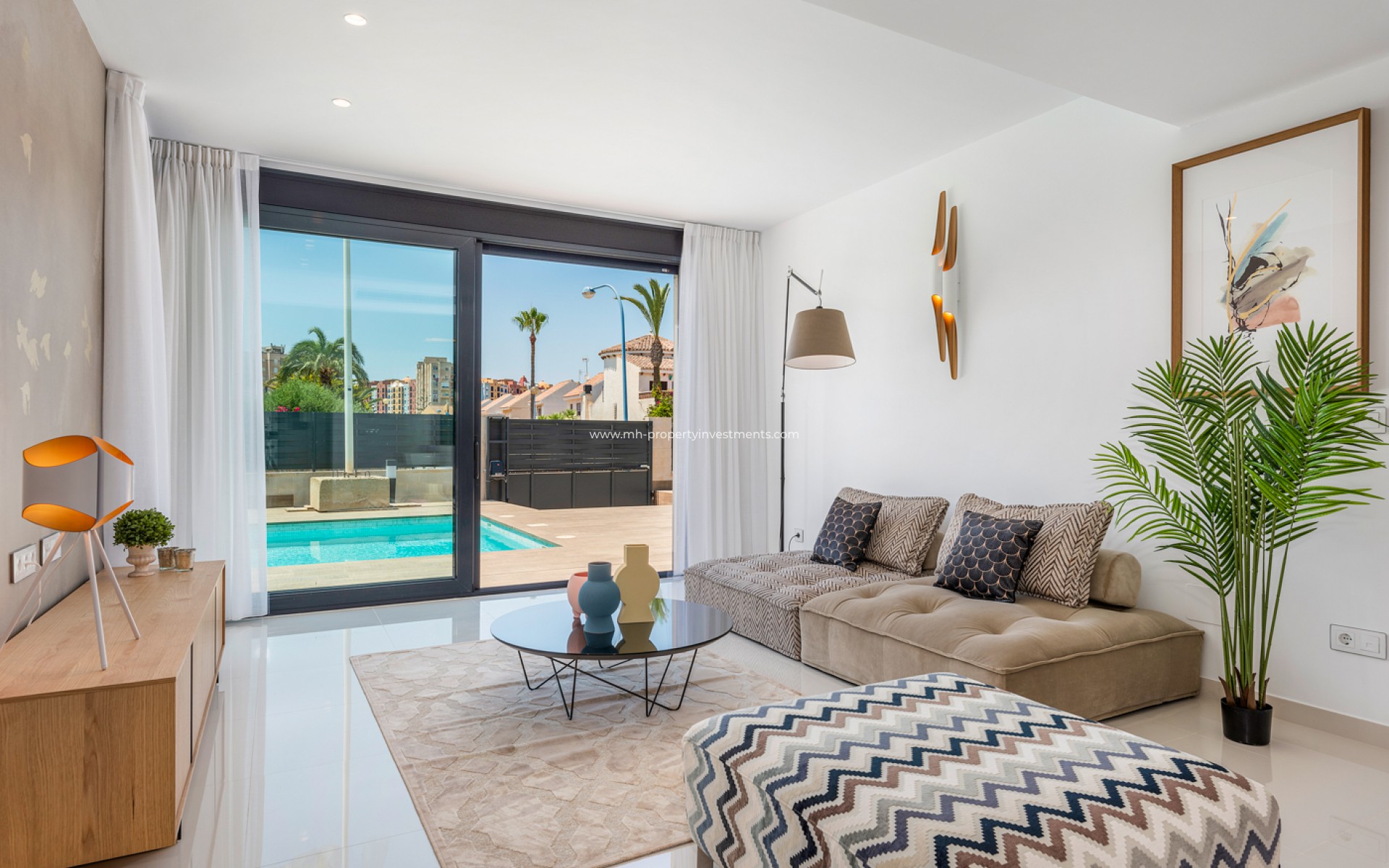 New Build - detached - Playa Paraiso