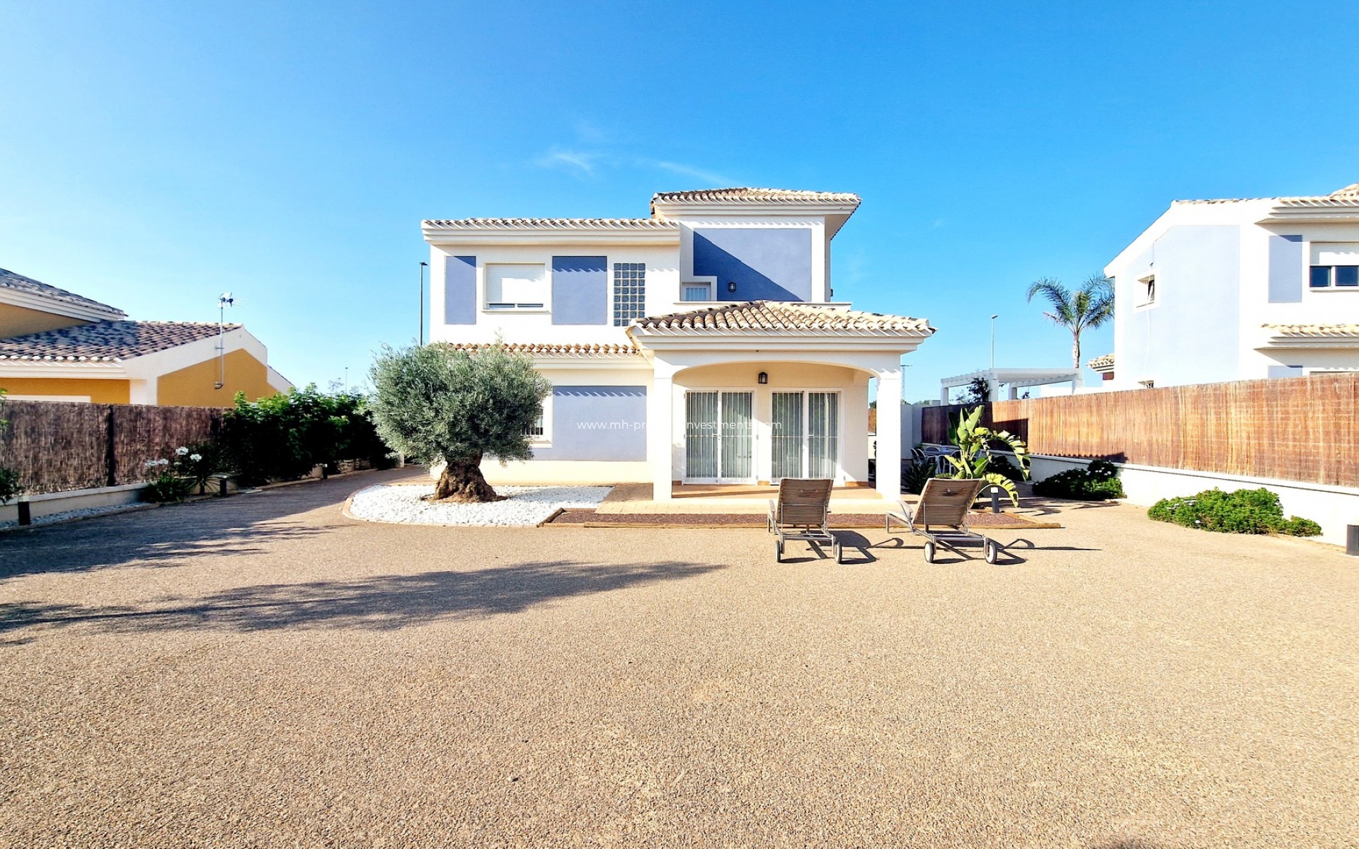 New Build - detached - Purias