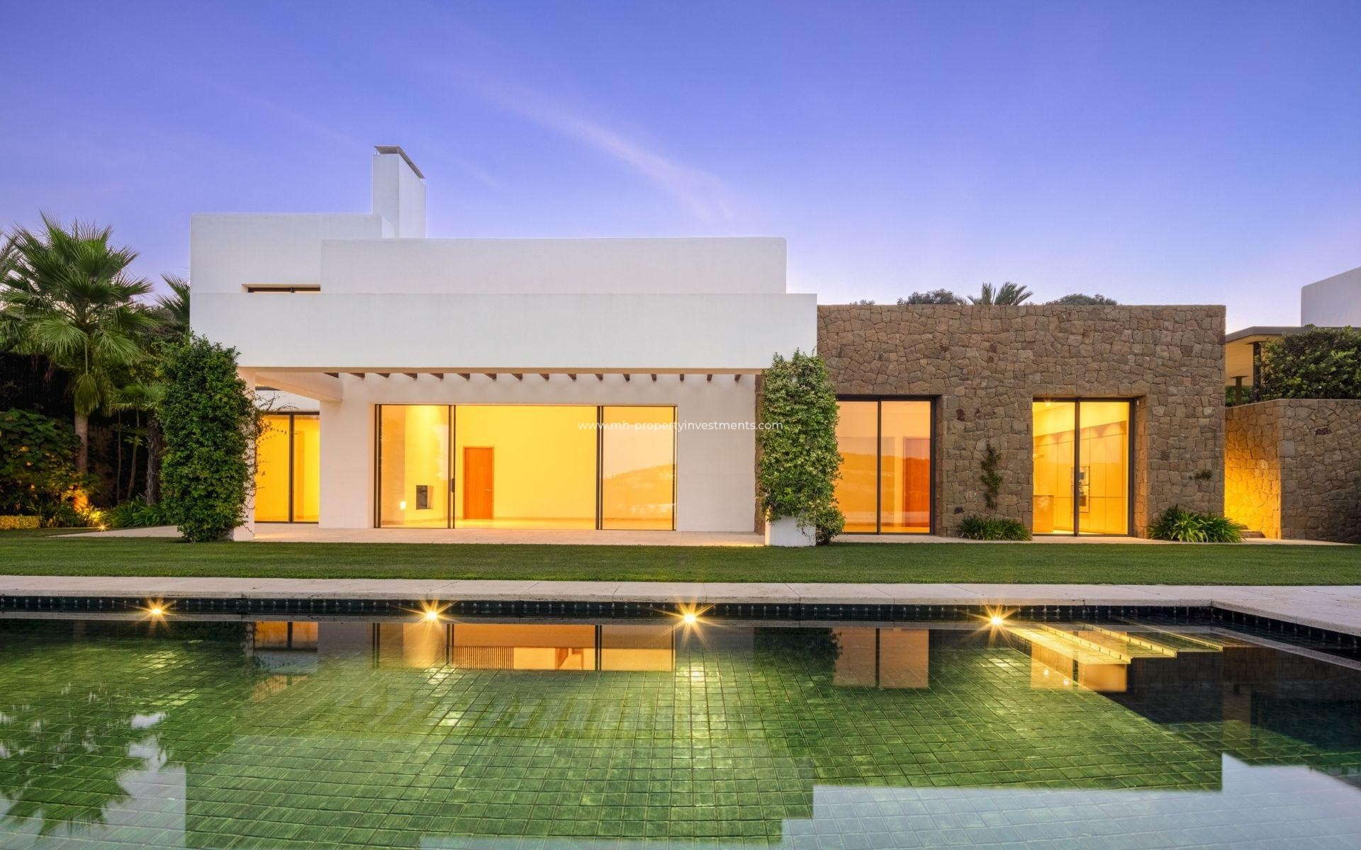 New Build - Villa - Casares - Pedregales