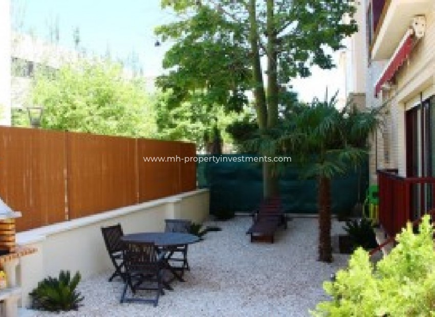 Resale - Apartment - Albir