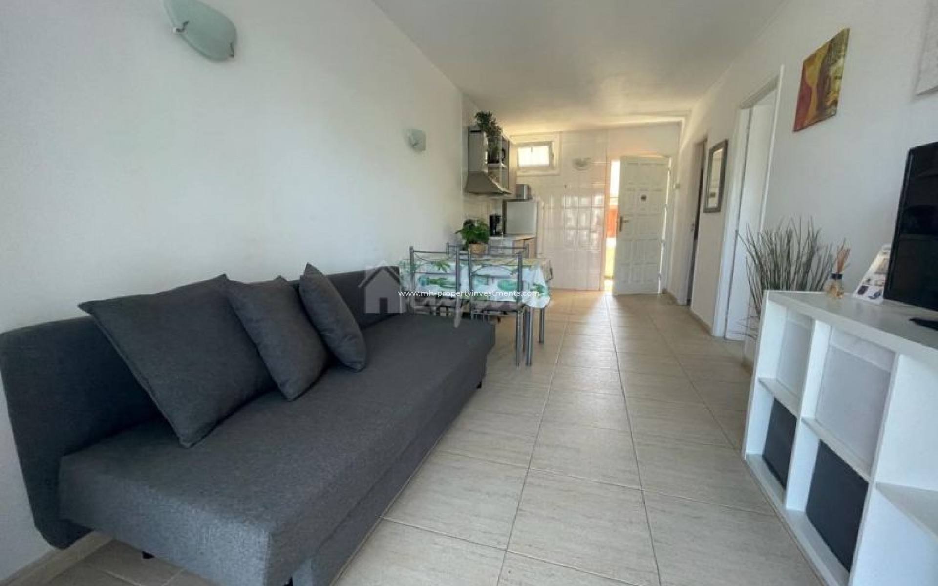 Resale - Apartment - Playa De Las Americas - Avda Santiado Puig, 38650 Playa De Las Americas Adeje Tenerife