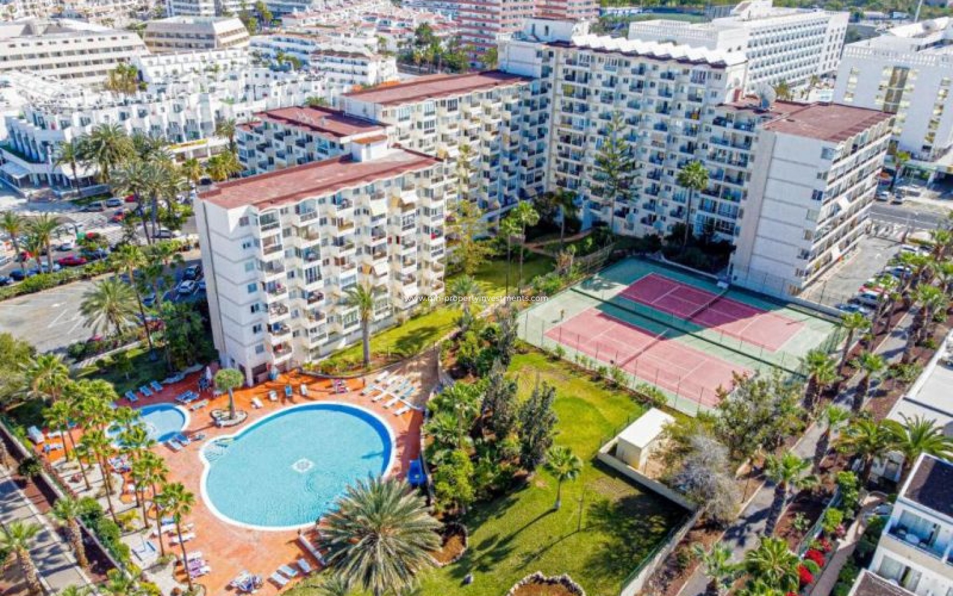 Resale - Apartment - Playa De Las Americas - Avda Santiado Puig, 38650 Playa De Las Americas Adeje Tenerife