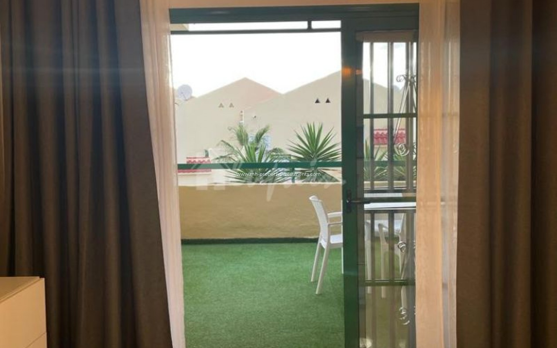 Resale - Apartment - Torviscas - Av. Ernesto Sarti, 38660 Costa Adeje, Santa Cruz de Tenerife