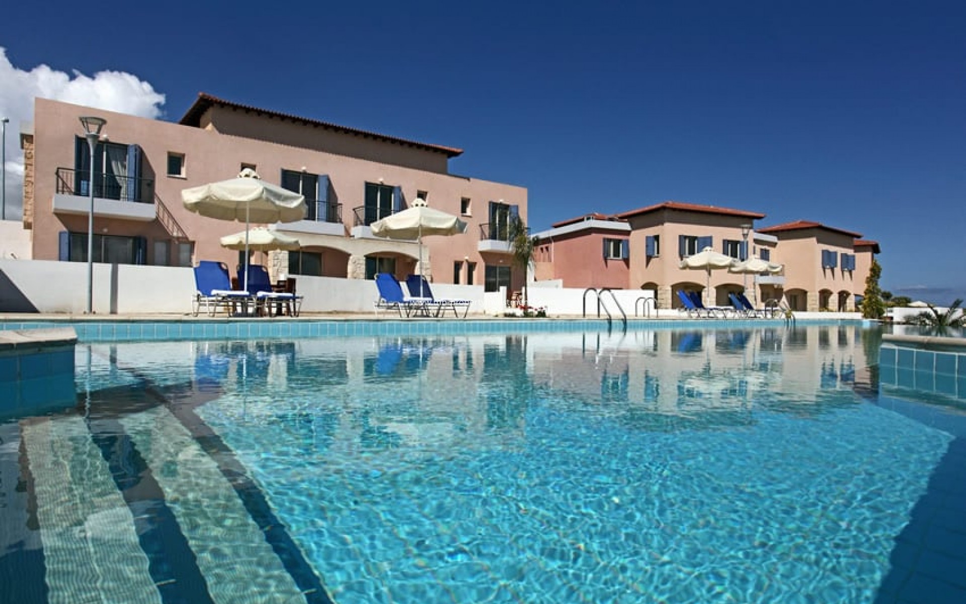Resale - Townhouse - Prodromi
