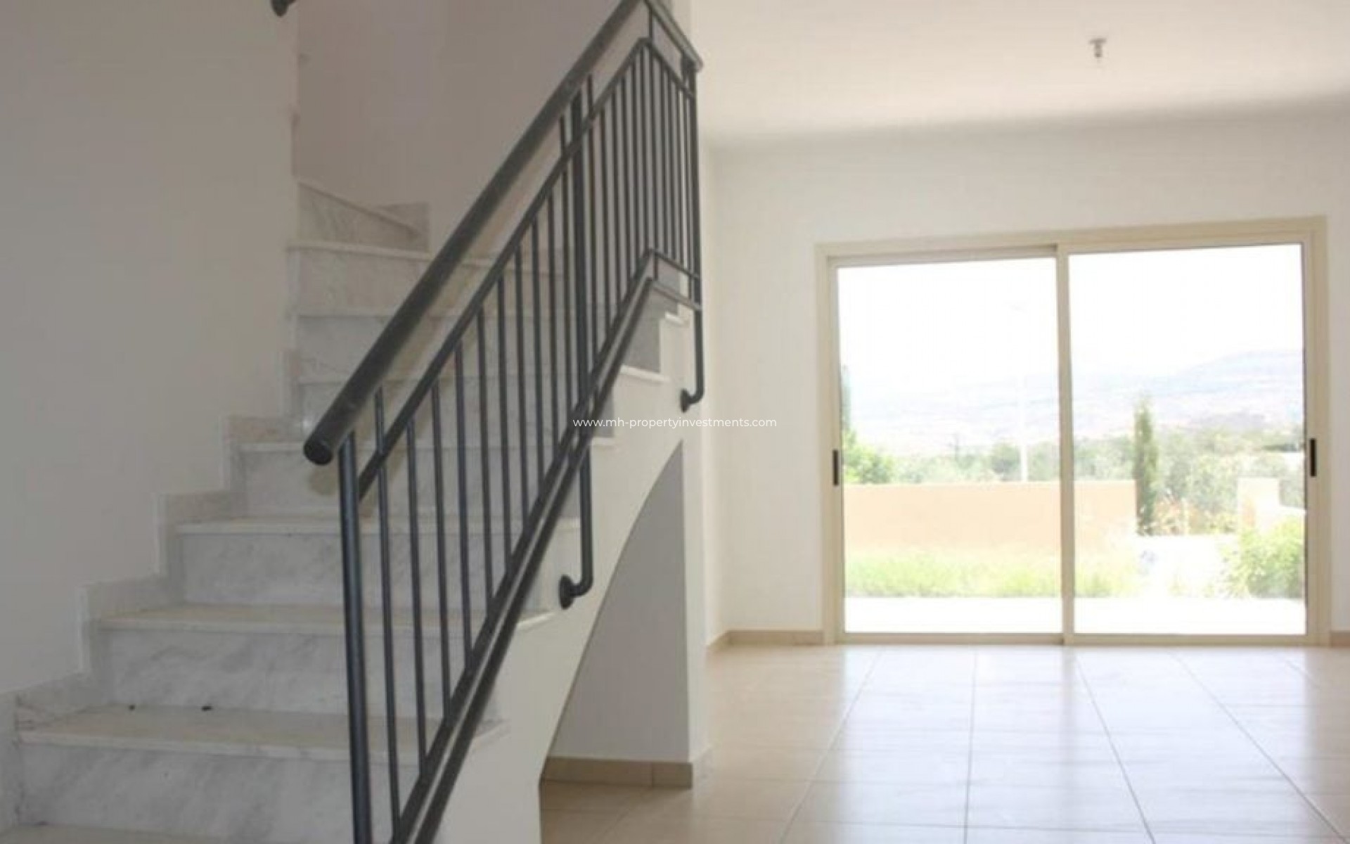 Resale - Townhouse - Prodromi
