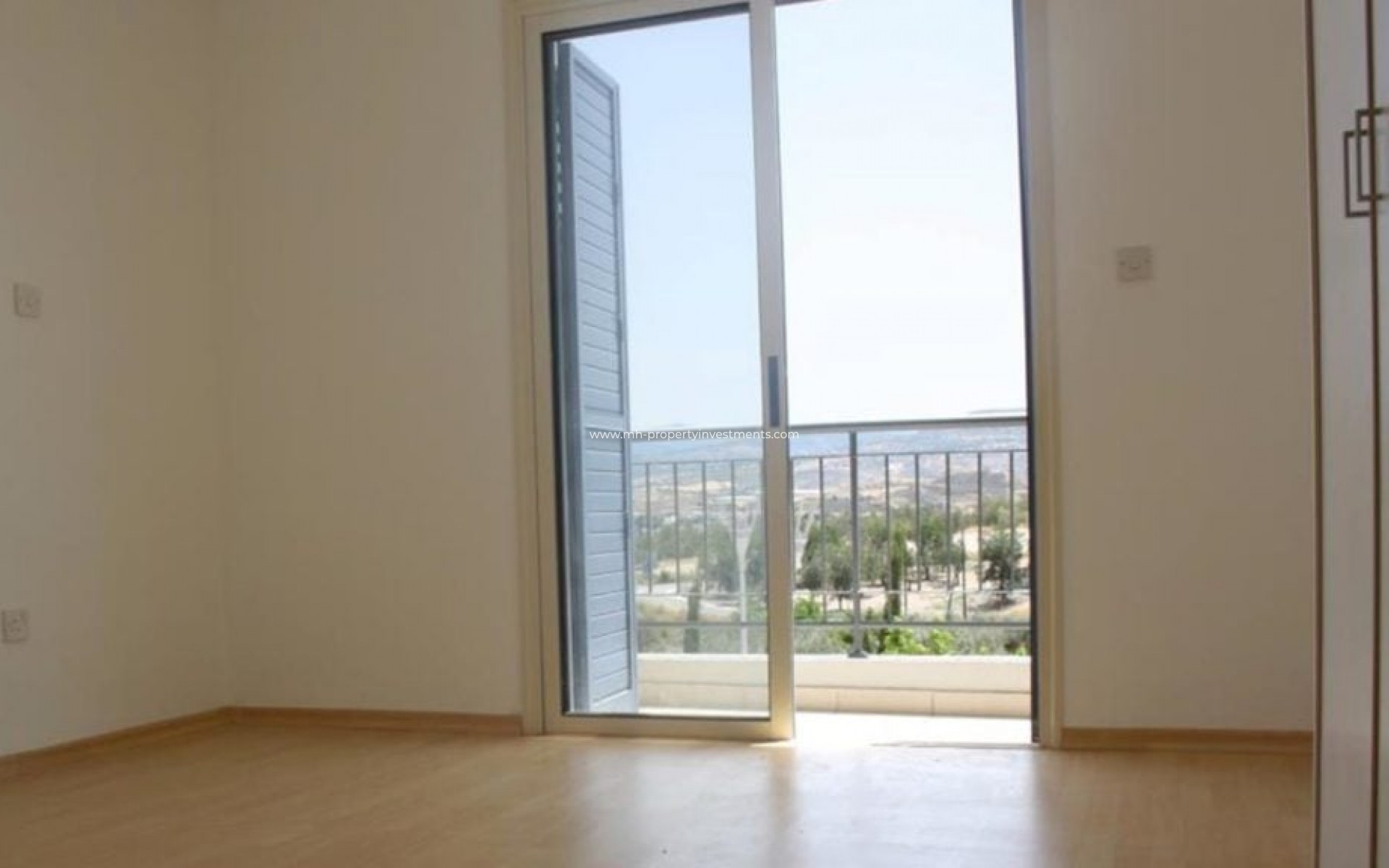 Resale - Townhouse - Prodromi