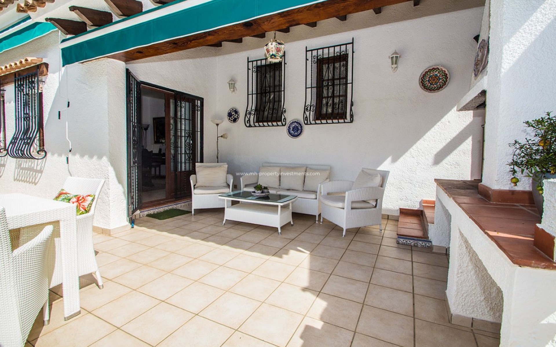 Resale - Villa - Albir