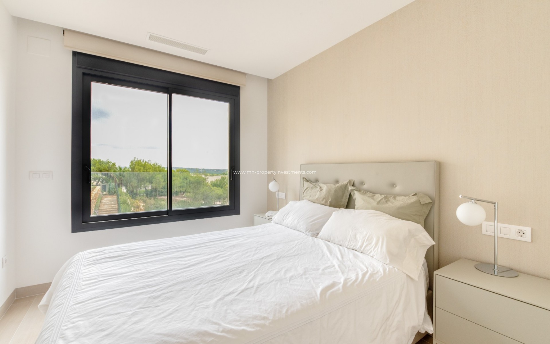 Revente - Apartment - Las Colinas
