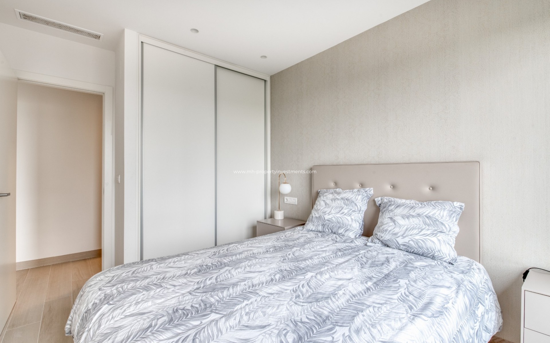 Revente - Apartment - Las Colinas