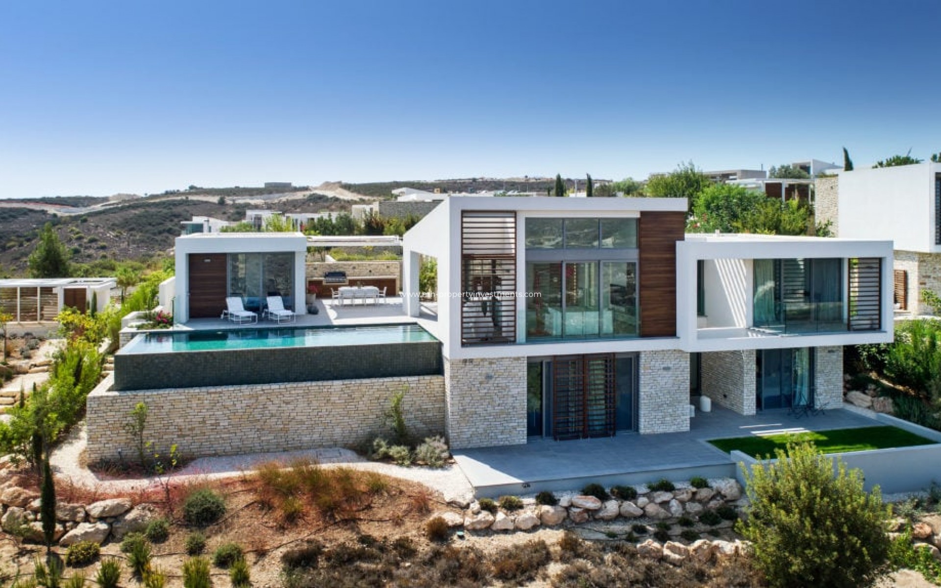Revente - Villa - Tsada