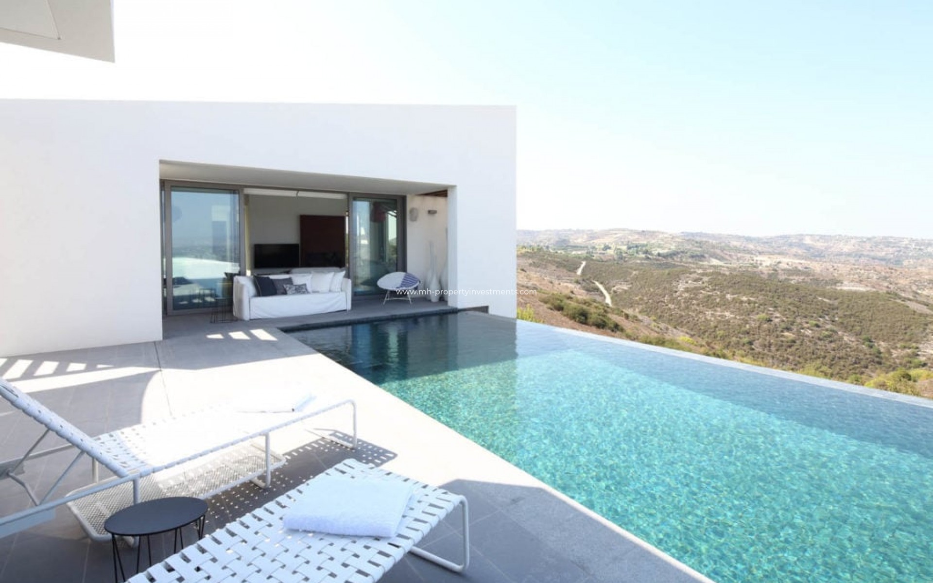 Revente - Villa - Tsada