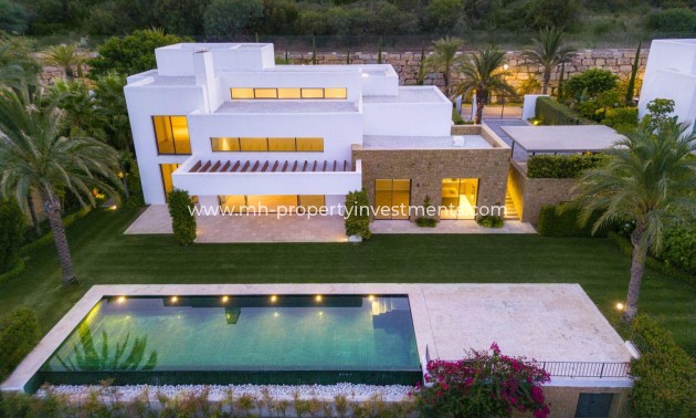 Villa - New Build - Casares - Pedregales